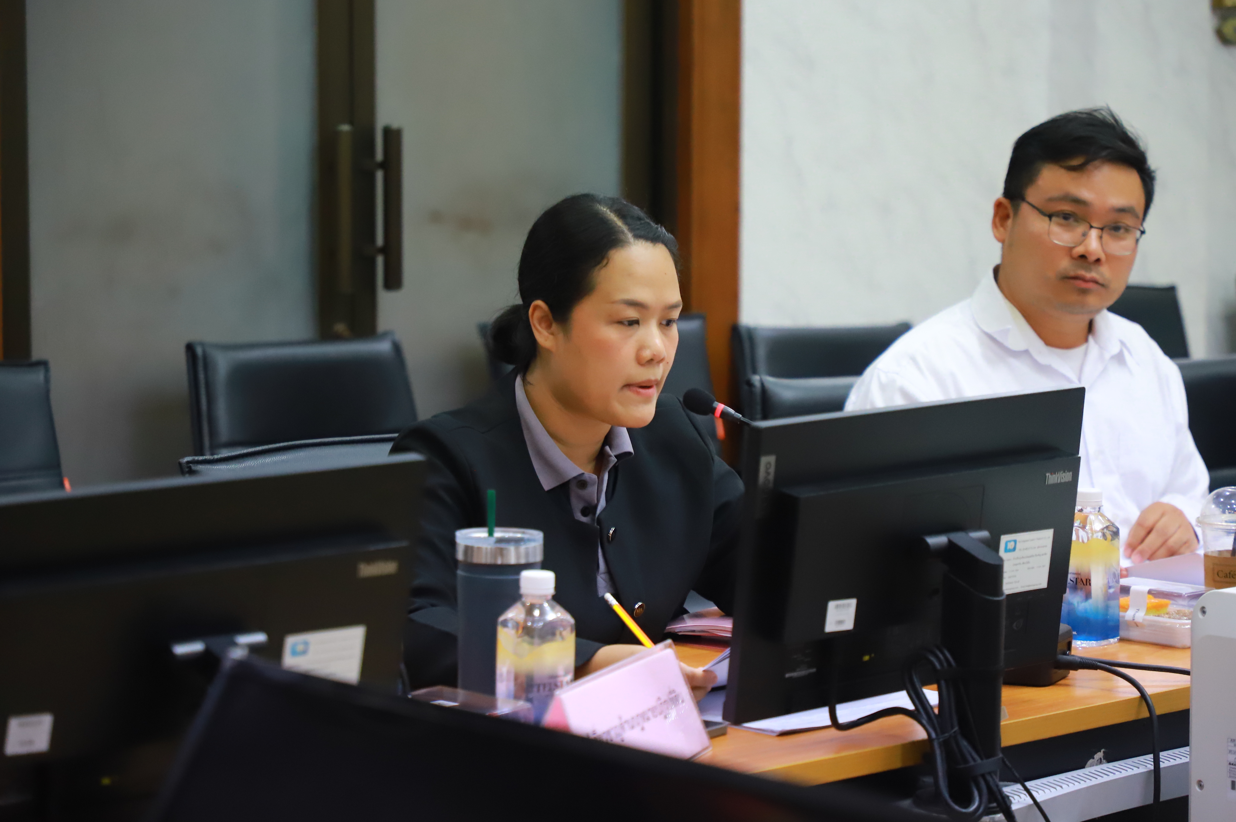 title - ส.ป.ก. ประชุม เรื่อง การลดหย่อนค่าธรรมเนียมในการจดทะเบียนสิทธิและนิติกรรมในการปฏิรูปที่ดินเพื่อเกษตรกรรม
